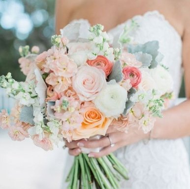 Beautiful, Themed Bridal Bouquets - Ana Hana Flower