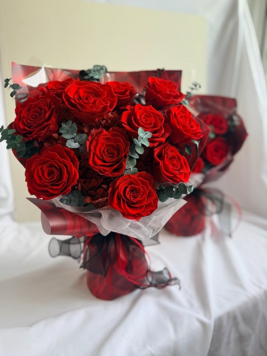 Hana (Rose) - Red Rose with Eucalyptus - Flowers - Grand - Preserved Flowers & Fresh Flower Florist Gift Store