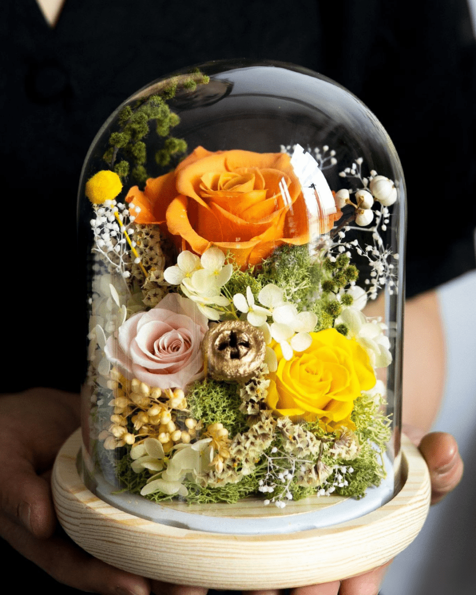 Sora Preserved Flower Dome - Flowers - Amber - Preserved Flowers & Fresh Flower Florist Gift Store