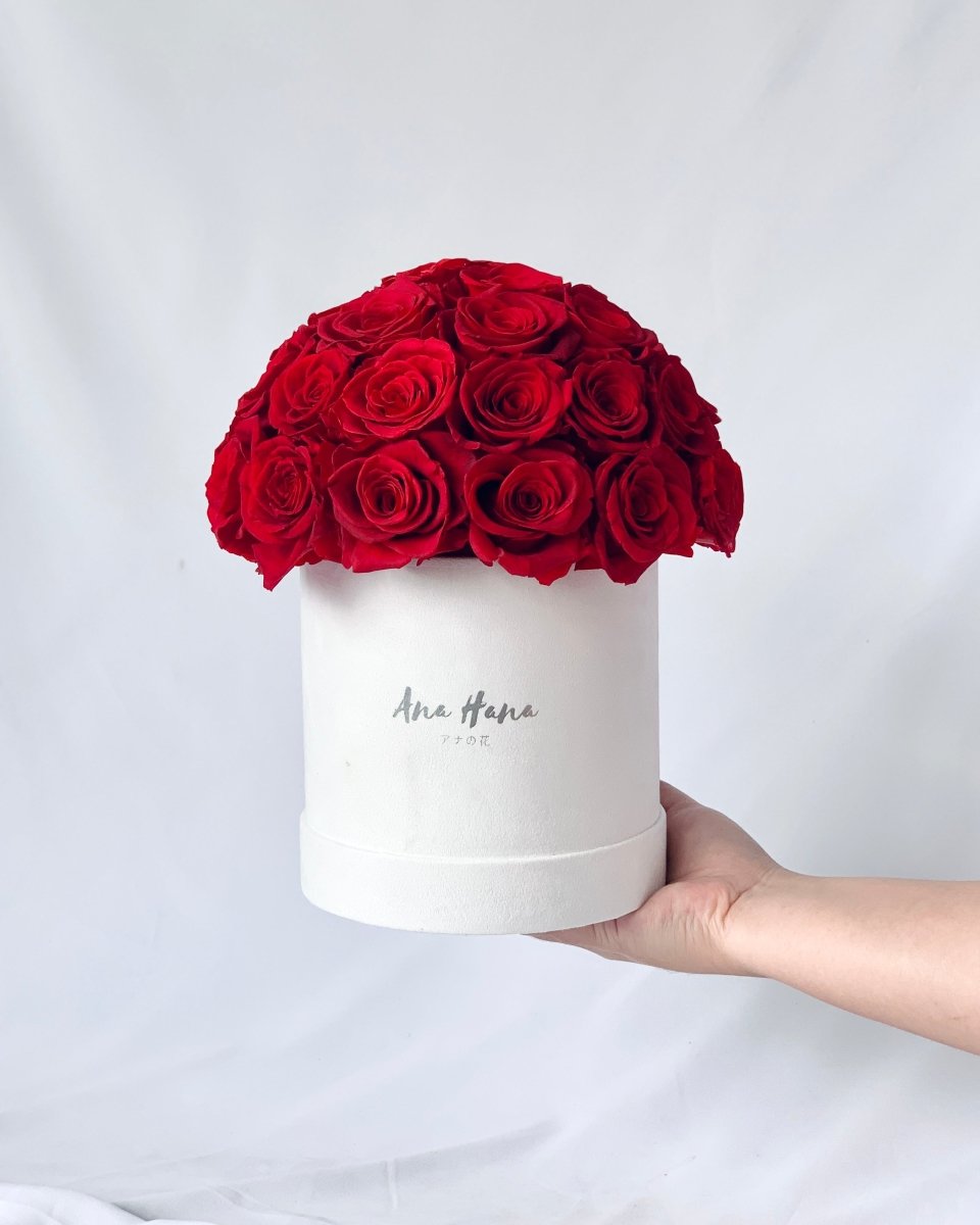 Classic Bucket Full - Red Roses / White Box - Flower - 24 Roses - Preserved Flowers & Fresh Flower Florist Gift Store